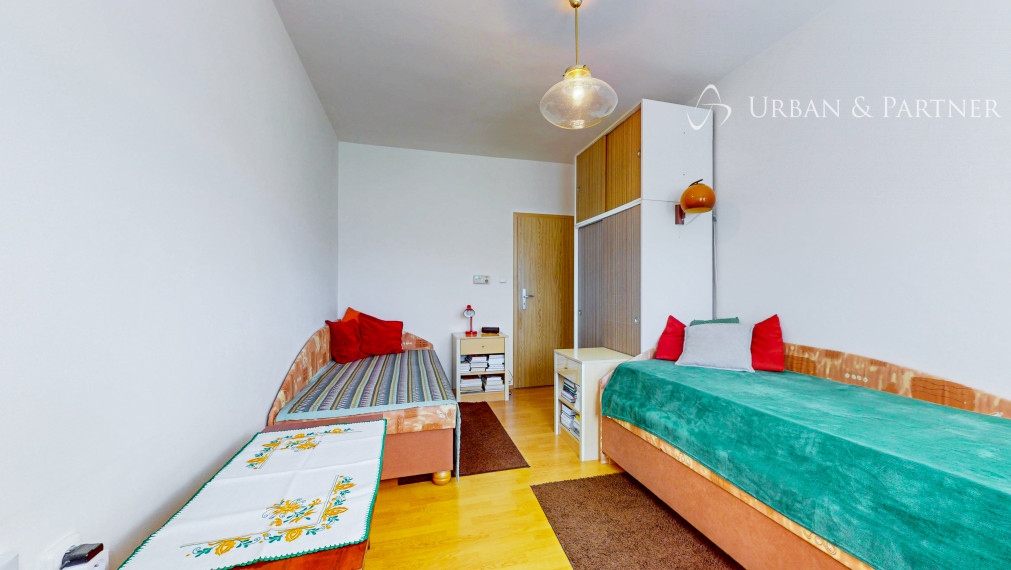 PREDAJ rodinného domu v tichej uličke s perfektným pozemkom.