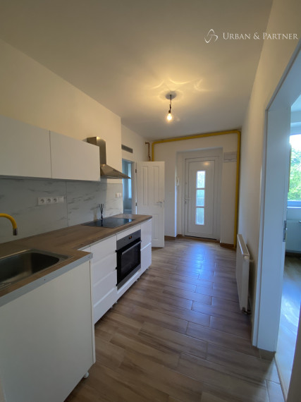 Len u nás v ponuke: Predaj 2 izbového bytu pri OC Centrál v širšom centre