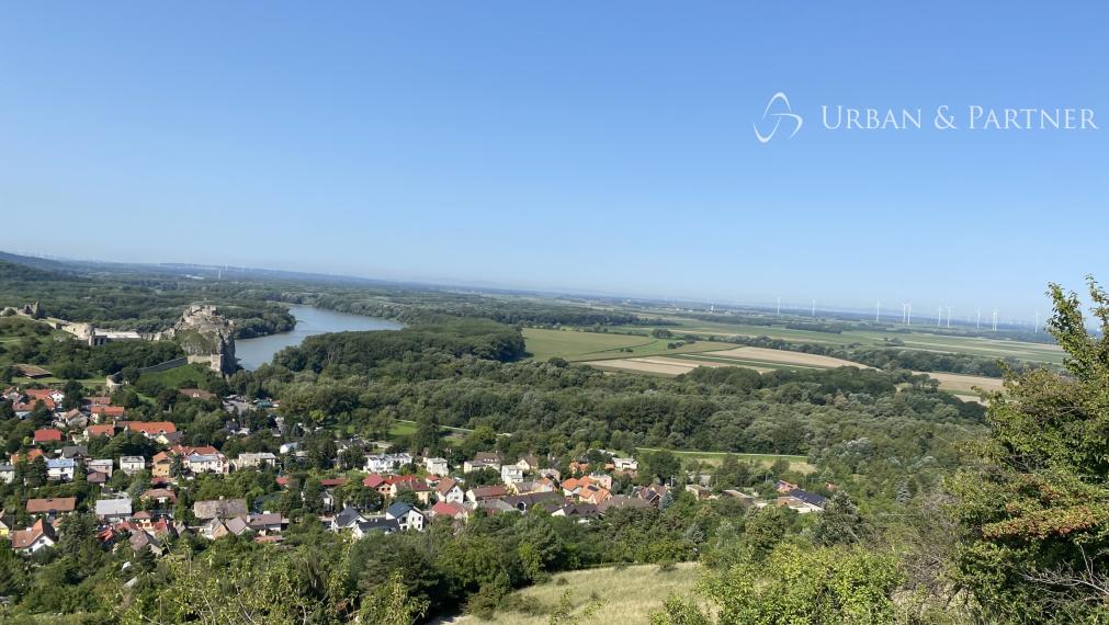 Predaj výnimočného pozemku s panoramatickým výhľadom v Devíne
