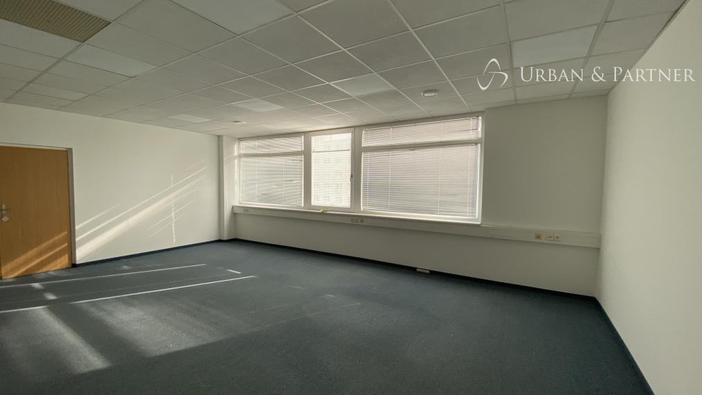 Prenájom kancelárskych priestorov na Panónskej ceste v Petržalke