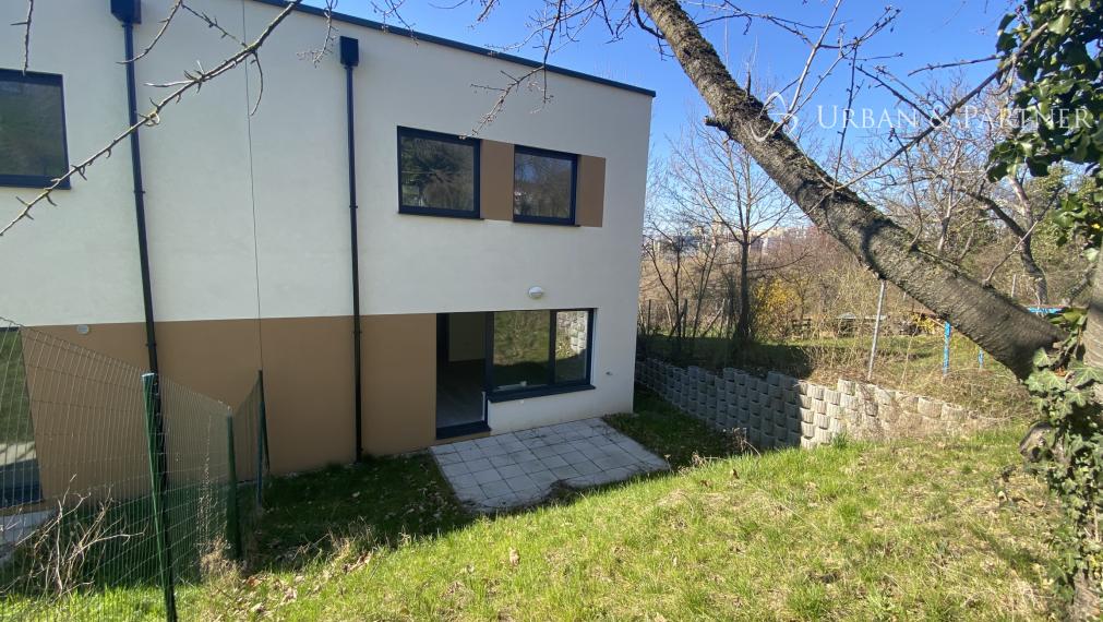 Predaj 3 izbového bytu so záhradkou na ulici Staré Grunty v Karlovej Vsi