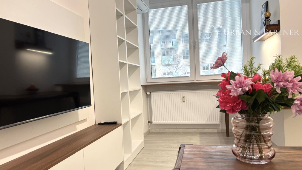 ÚPLNE NOVÝ, krásny 2 izbový byt s klímou, možný parking