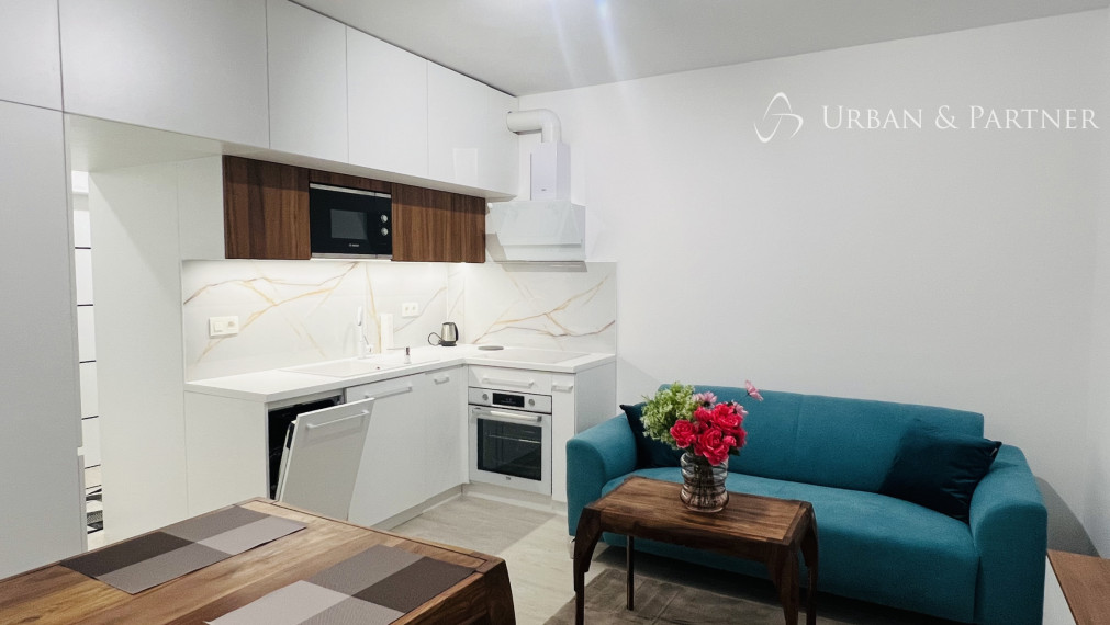 ÚPLNE NOVÝ, krásny 2 izbový byt s klímou, možný parking