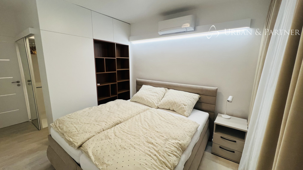 ÚPLNE NOVÝ, krásny 2 izbový byt s klímou, možný parking