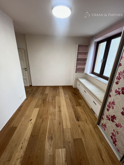 RD v Dúbravke, pri BIS, dvojgen. bývanie - BEZ PROVÍZIE