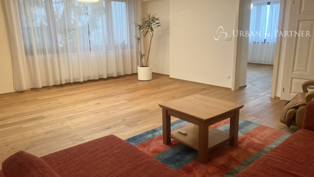 RD v Dúbravke, pri BIS, dvojgen. bývanie - BEZ PROVÍZIE