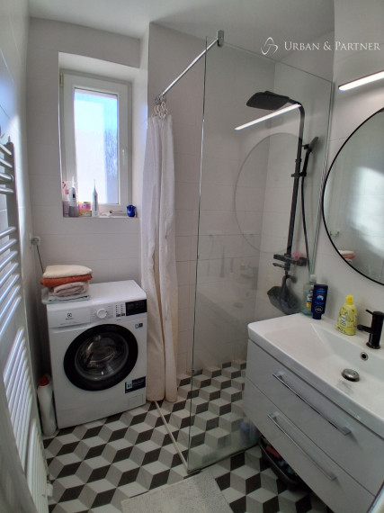 Prenájom 2 izb. bytu s peknou rekonštrukciou pri OC Centrál na Jelačičovej ul., Nivy