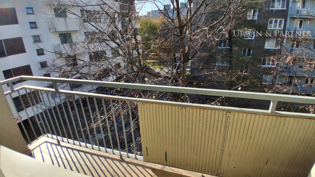 Prenájom 2 izb. bytu s peknou rekonštrukciou pri OC Centrál na Jelačičovej ul., Nivy