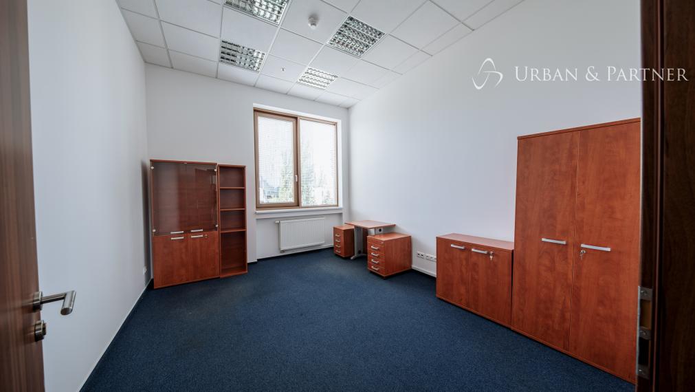 Prenájom kancelárskych priestorov na Trnavskej ceste pri Zimnom štadióne v širšom centre