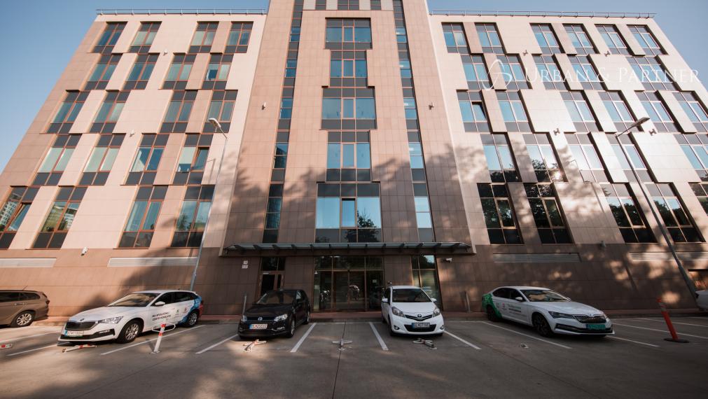 Prenájom kancelárskych priestorov na Trnavskej ceste pri Zimnom štadióne v širšom centre