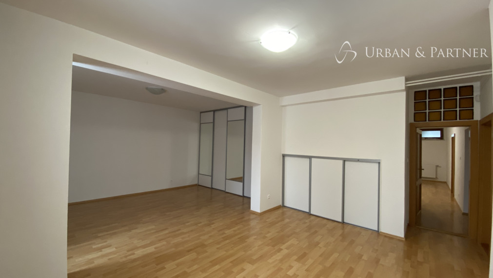 Prenájom rodinného domu so záhradou na Bellovej ulici na Kolibe