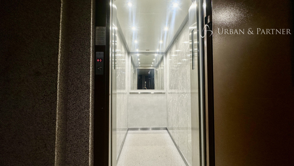 Moderný byt po kompletnej rekonštrukcii s loggiou a výhľadom