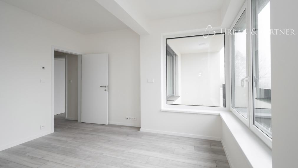 Predaj 3 izbového bytu s predzáhradkou na ulici Staré Grunty v Karlovej vsi