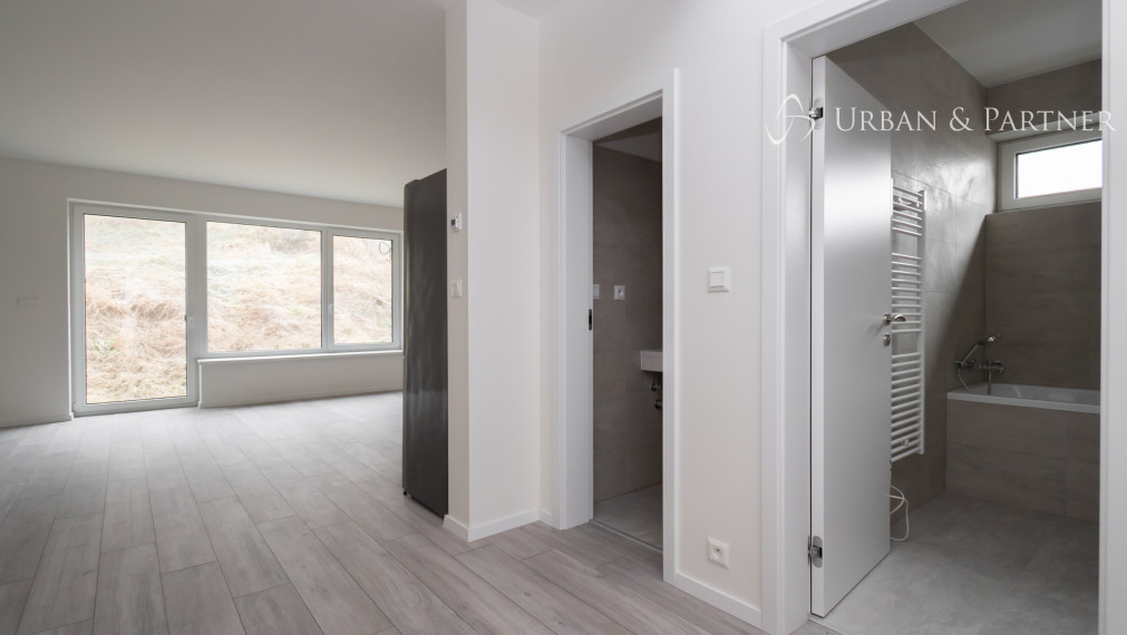 Predaj 3 izbového bytu so záhradkou na ulici Staré Grunty v Karlovej Vsi