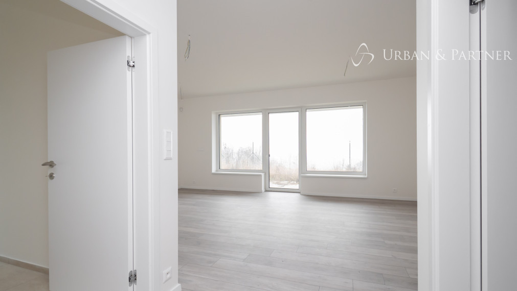 Predaj 3 izbového bytu s predzáhradkou v novostavbe na ulici Staré Grunty v Karlovej vsi