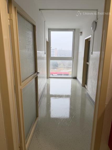 3 izbový zrekonštr. byt s loggiou, sam. kuchyňa, Blagoevova ul.