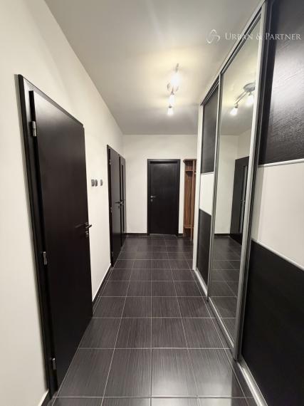 3 izbový zrekonštr. byt s loggiou, sam. kuchyňa, Blagoevova ul.