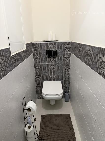 3 izbový zrekonštr. byt s loggiou, sam. kuchyňa, Blagoevova ul.