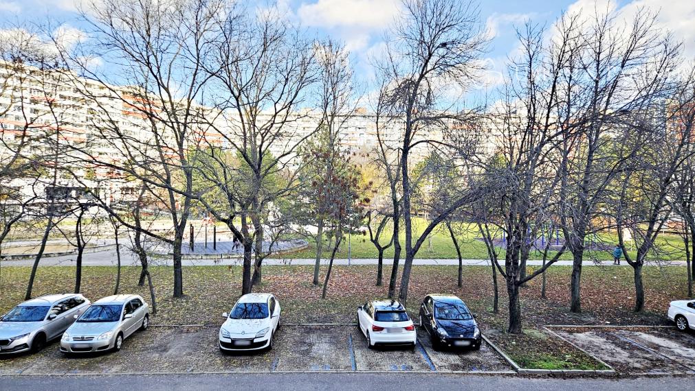 PREDAJ  4-izbový byt  – Gessayova ulici.