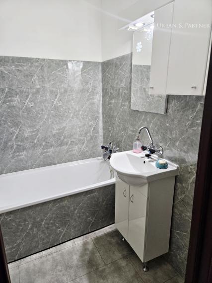 PREDAJ  4-izbový byt  – Gessayova ulici.