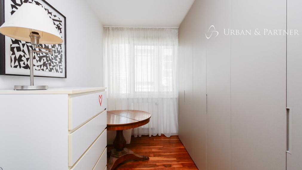 Predaj 6 izbového bytu s parkovaním v novostavbe na Bajkalskej ulici v širšom centre