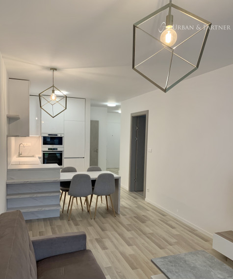 Prenájom 2 izbového bytu s parkovaním na Jarabinkovej ulici v širšom centre