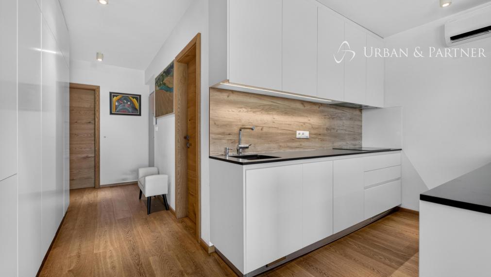 NA PREDAJ | EXKLUZÍVNY 4 IZBOVÝ PENTHOUSE V TRENČÍNE