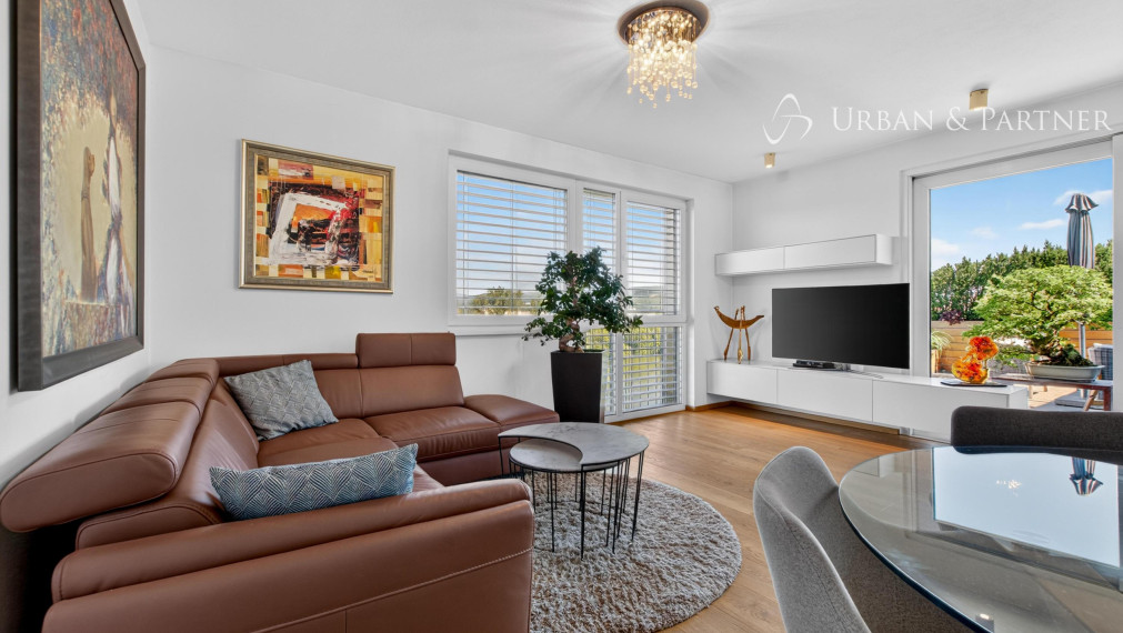 REZERVOVANÉ - | EXKLUZÍVNY 4 IZBOVÝ PENTHOUSE V TRENČÍNE