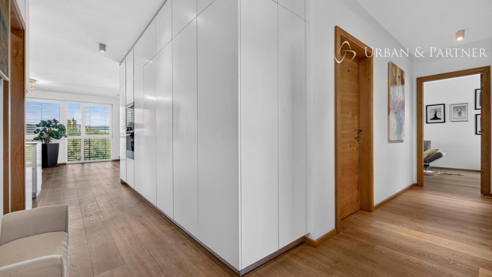 NA PREDAJ | EXKLUZÍVNY 4 IZBOVÝ PENTHOUSE V TRENČÍNE