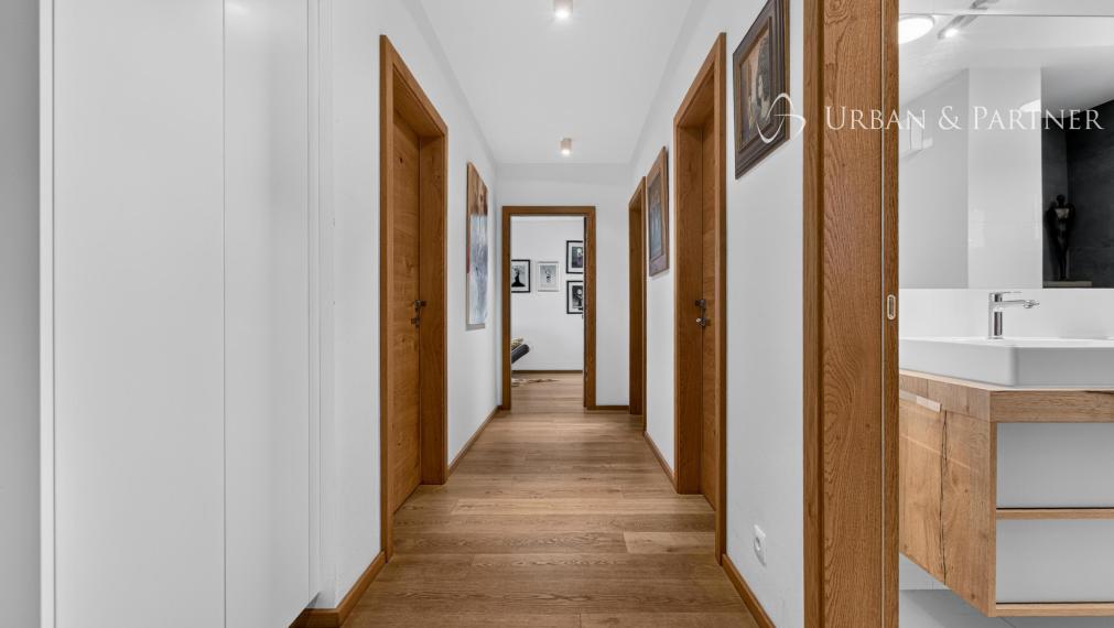 NA PREDAJ | EXKLUZÍVNY 4 IZBOVÝ PENTHOUSE V TRENČÍNE