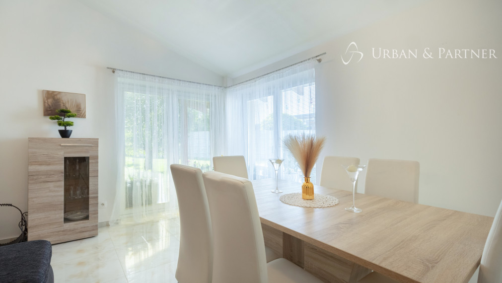 4-IZBOVÝ RODINNÝ DOM S BAZÉNOM | SENEC | POZEMOK 545 m²