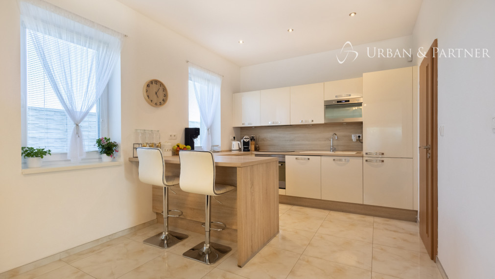 4-IZBOVÝ RODINNÝ DOM S BAZÉNOM | SENEC | POZEMOK 545 m²