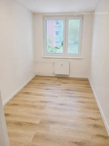 NA PREDAJ |   3-IZBOVÝ BYT | 70 m² | TRENČÍN