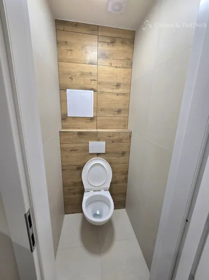 NA PREDAJ |   3-IZBOVÝ BYT | 70 m² | TRENČÍN