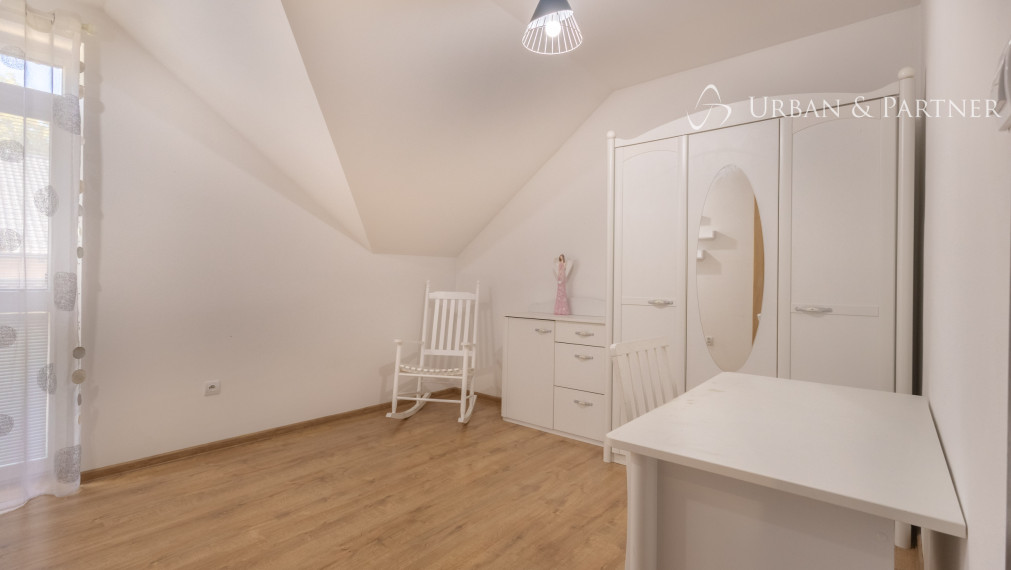 NA PREDAJ | Elegantný rodinný dom SKALKA NAD VÁHOM