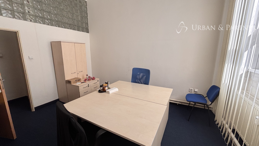 Prenájom obchodno-kancelárskeho priestoru na Košickej ulici pri Dulovom nám. v širšom centre