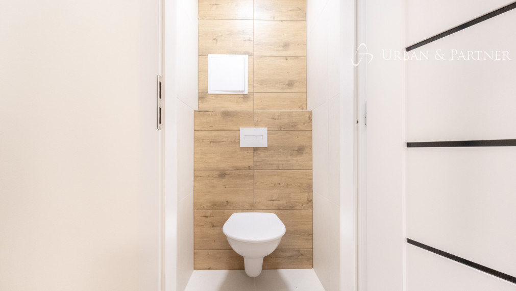 NA PREDAJ |   3-IZBOVÝ BYT | 70 m² | TRENČÍN