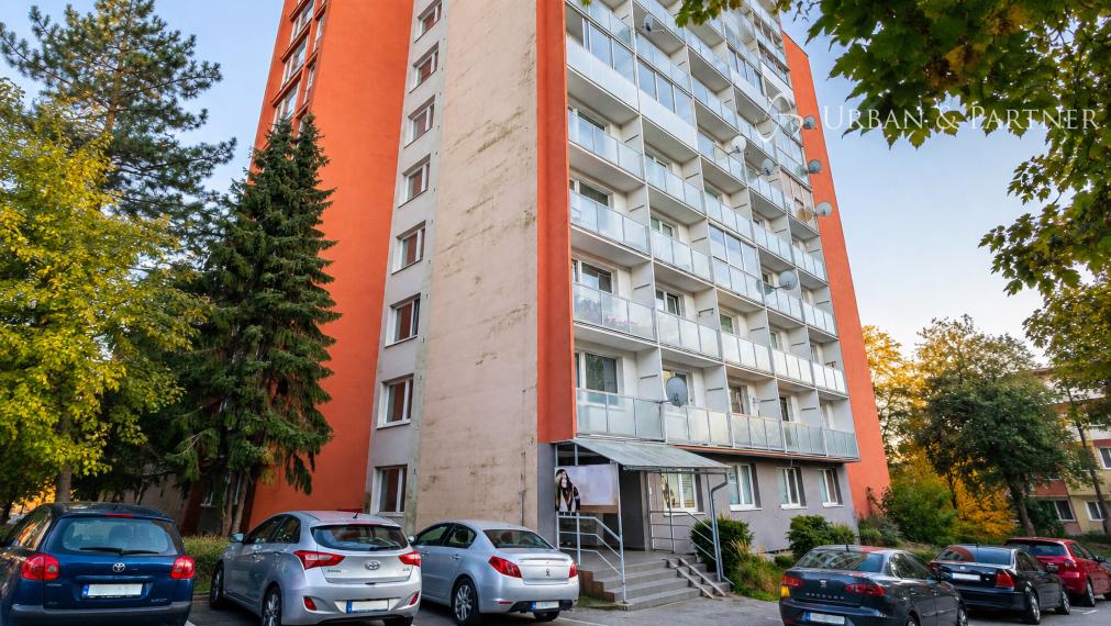NA PREDAJ | INVESTIČNÝ 1 IZBOVÝ BYT | JUH | TRENČÍN 29 m2