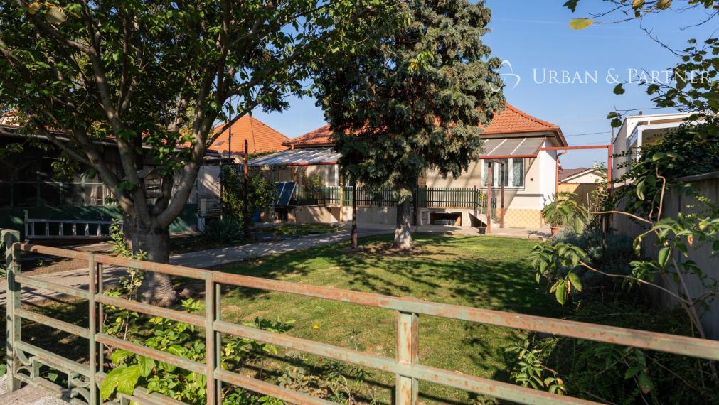 3,5-IZBOVÝ RODINNÝ DOM NA PREDAJ | POZEMOK 1 292 m² | SENEC