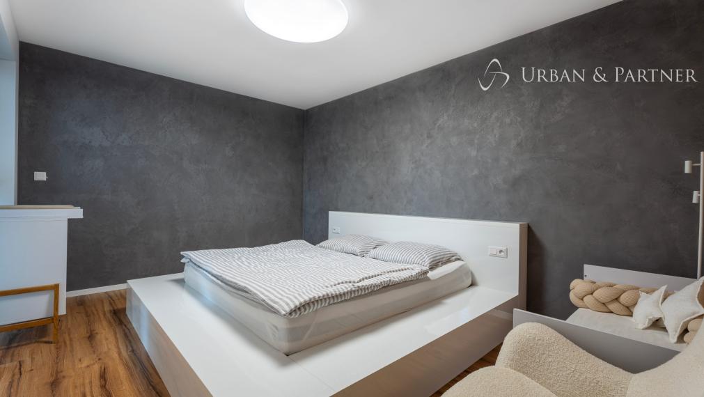 LUXUSNÝ 4-IZBOVÝ APARTMÁN | 176 M² + 2 TERASY | PIEŠŤANY
