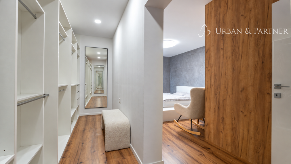 LUXUSNÝ 4-IZBOVÝ APARTMÁN | 176 M² + 2 TERASY | PIEŠŤANY