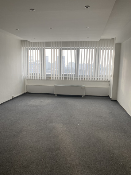 Prenájom kancelárskych priestorov na Seberiniho ulici v Ružinove