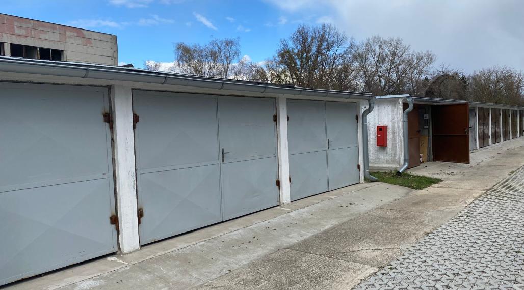 PREDAJ NOVOSTAVBA GARÁŽ v SENICI