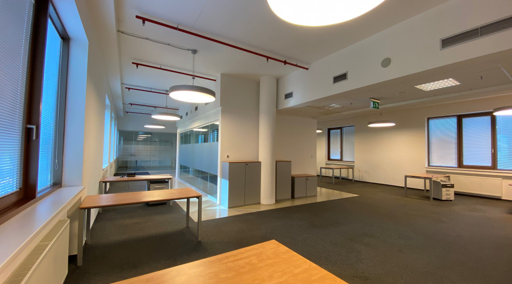 Prenájom kancelárskych priestorov na Trnavskej ceste pri Zimnom štadióne v širšom centre