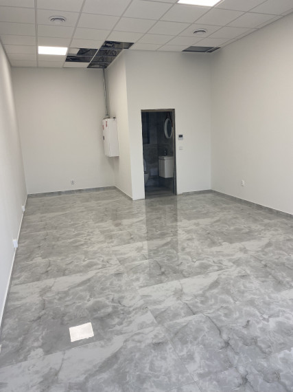 Prenájom obchodného priestoru na Súkenníckej ulici v projekte Klingerka v centre