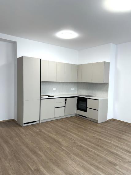 Predaj 4 izbového nadštandardného bytu na Gunduličovej ulici v centre - Palisády