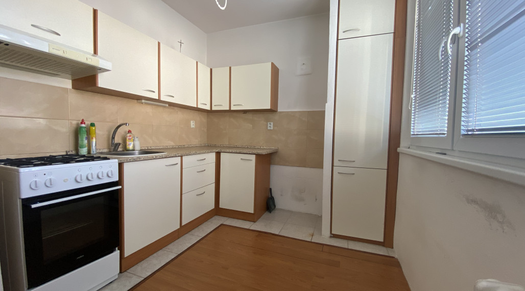 Len u nás v ponuke: Predaj 3 izbového bytu na Nám. hraničiarov v Petržalke