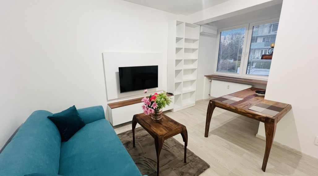 ÚPLNE NOVÝ, krásny 2 izbový byt s klímou, možný parking