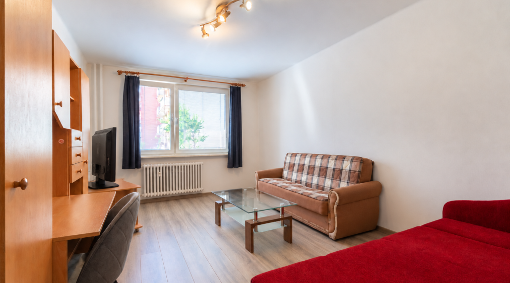 NA PREDAJ | INVESTIČNÝ 1 IZBOVÝ BYT | JUH | TRENČÍN 29 m2