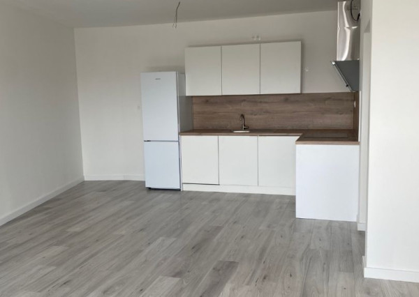 NOVOSTAVBA 2 izbový byt na prenájom v centre Nitry.